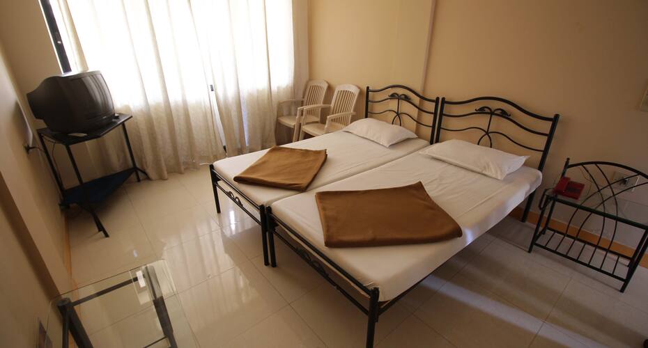 Shylaja Arris Hotel, Coorg 5